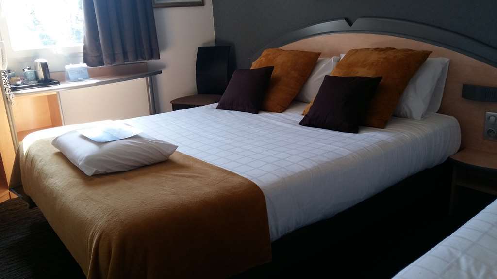 Hotel Kyriad Brive Ouest Cameră foto
